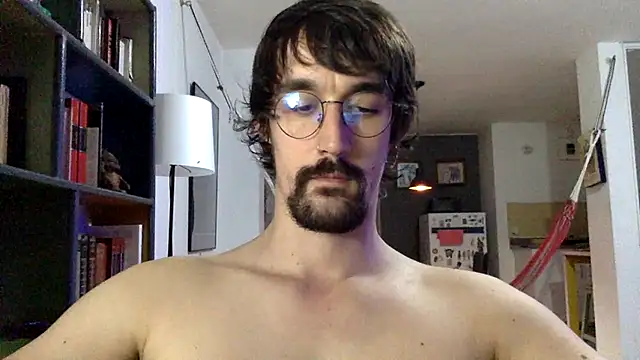 Snapshot of fazzbinderr chatting on December 15, 11:20 pm fazzbinderr online show from December 15, 11:20 pm