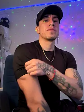 strongboy  online show from December 2, 1:13 pm