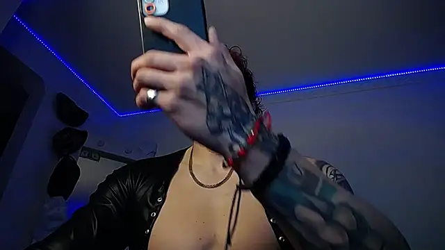 Snapshot of strongboy_ chatting on March 16, 10:20 pm strongboy online show from March 16, 10:20 pm