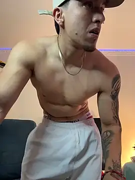 strongboy  online show from June 13, 5:00 pm