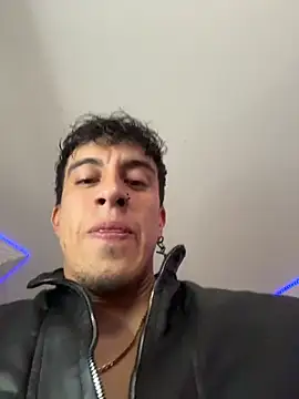 strongboy  online show from February 23, 6:08 pm