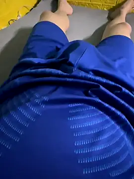 Snapshot of Enda_21 chatting on November 15, 4:05 am Enda 21 online show from November 15, 4:05 am