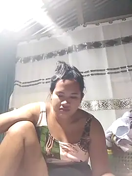 Snapshot of Sexiest_quen chatting on March 2, 10:34 pm Sexiest quen online show from March 2, 10:34 pm