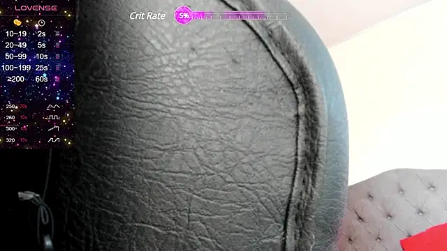 Snapshot of julya_smith69 chatting on January 9, 8:11 pm julya smith69 online show from January 9, 8:11 pm