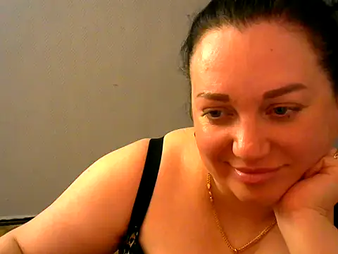 AmanaGi online show from March 17, 4:54 pm