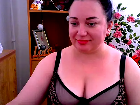 AmanaGi online show from November 23, 11:09 am