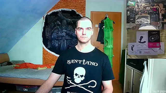 Chris23547 online show from July 19, 11:07 am