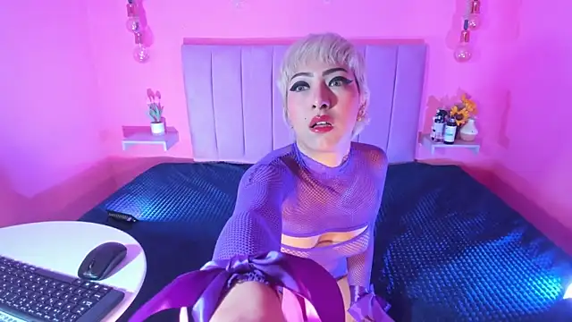 Snapshot of xGenesis_Miller_ chatting on October 8, 3:24 pm xGenesis Miller  online show from October 8, 3:24 pm