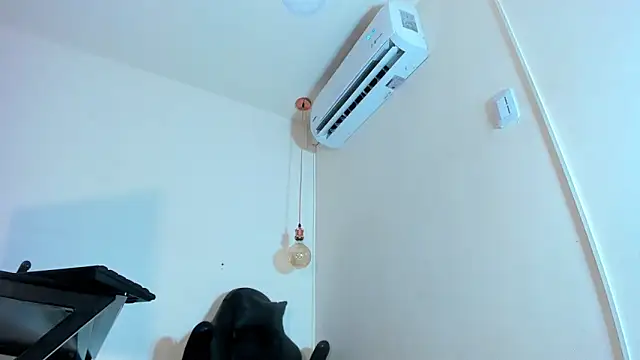 Snapshot of xGenesis_Miller_ chatting on January 21, 11:55 pm xGenesis Miller  online show from January 21, 11:55 pm