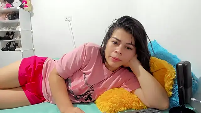 Snapshot of sweetnia chatting on October 7, 4:30 pm sweetnia online show from October 7, 4:30 pm