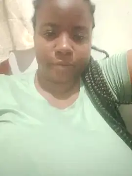 Snapshot of bigtitssxx chatting on September 14, 9:59 pm bigtitssxx online show from September 14, 9:59 pm
