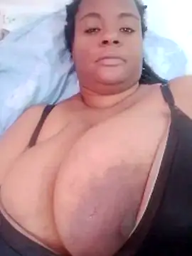 bigtitssxx online show from October 26, 7:25 pm