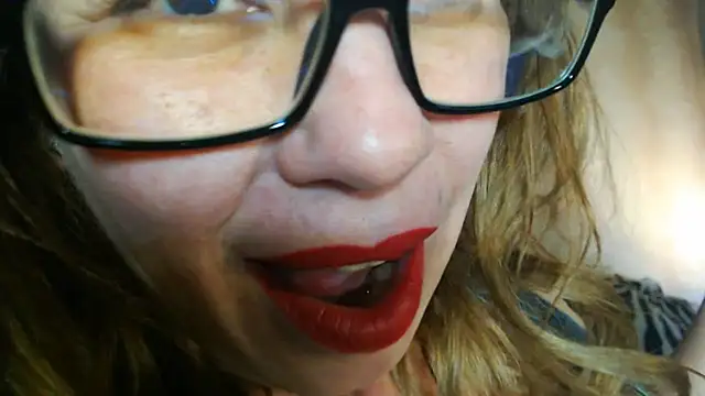 GreatRedHead1 online show from February 6, 2:35 pm