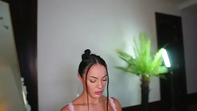 Katyerave online show from September 25, 8:15 pm