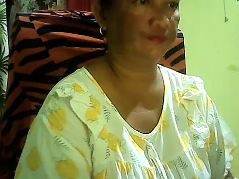 Snapshot of hott_scarlett chatting on May 20, 12:57 pm hott scarlett online show from May 20, 12:57 pm