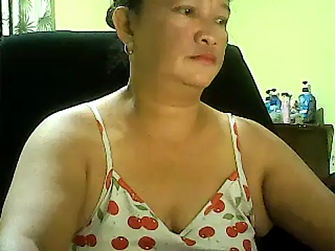 Snapshot of hott_scarlett chatting on March 11, 12:39 pm hott scarlett online show from March 11, 12:39 pm
