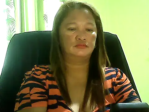 Snapshot of hott_scarlett chatting on September 10, 11:15 pm hott scarlett online show from September 10, 11:15 pm