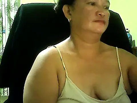 Snapshot of hott_scarlett chatting on March 16, 11:27 am hott scarlett online show from March 16, 11:27 am