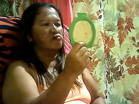 Snapshot of hott_scarlett chatting on June 6, 4:56 pm hott scarlett online show from June 6, 4:56 pm