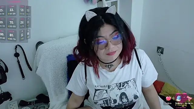 Snapshot of Catwhite_ chatting on September 16, 5:25 pm Catwhite online show from September 16, 5:25 pm