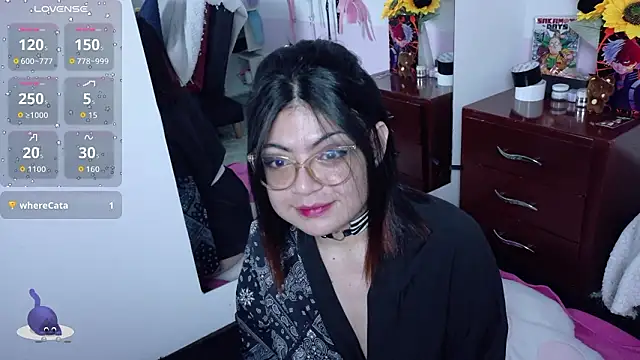 Catwhite  online show from February 14, 2:28 pm