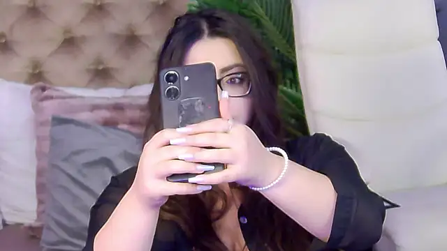 Snapshot of AriaRussell chatting on January 5, 8:45 pm AriaRussell online show from January 5, 8:45 pm