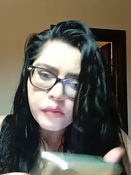 AriaRussell online show from June 25, 8:47 pm