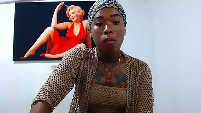 Snapshot of khendraDab chatting on December 14, 11:21 pm khendraDab online show from December 14, 11:21 pm