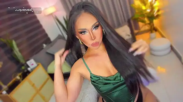 yourbabygoddess online show from May 30, 11:54 pm