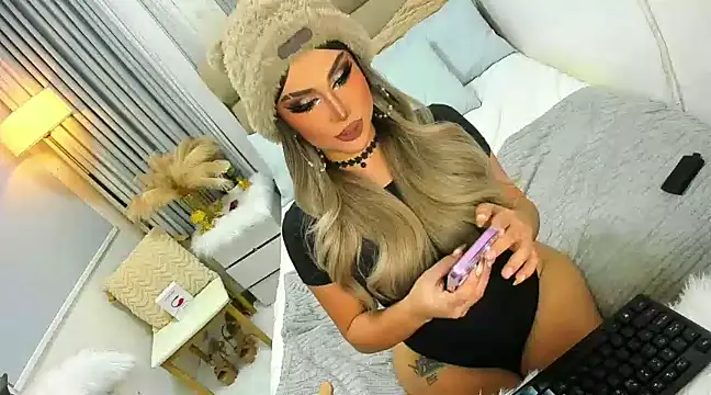 yourbabygoddess online show from January 10, 9:20 pm