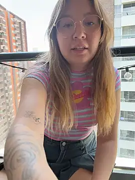 Darling XXX online show from July 21, 5:47 pm