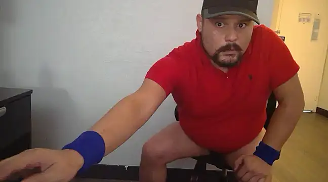 LumberJockMan online show from December 4, 8:28 am