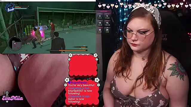 Snapshot of evamila chatting on February 8, 11:13 pm evamila online show from February 8, 11:13 pm