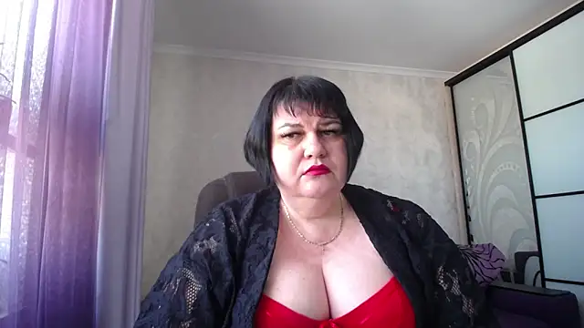 JuicyLady Di online show from February 10, 10:14 am