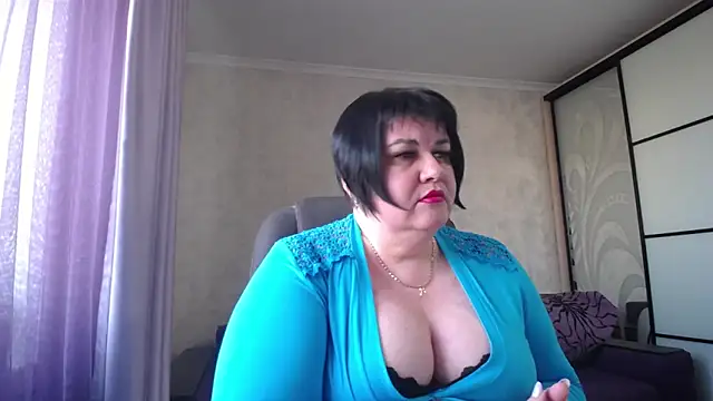 Snapshot of JuicyLady_Di chatting on March 11, 1:34 pm JuicyLady Di online show from March 11, 1:34 pm