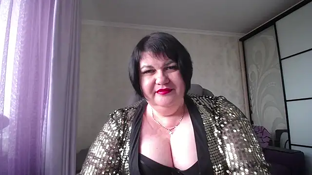 Snapshot of JuicyLady_Di chatting on March 5, 12:33 pm JuicyLady Di online show from March 5, 12:33 pm