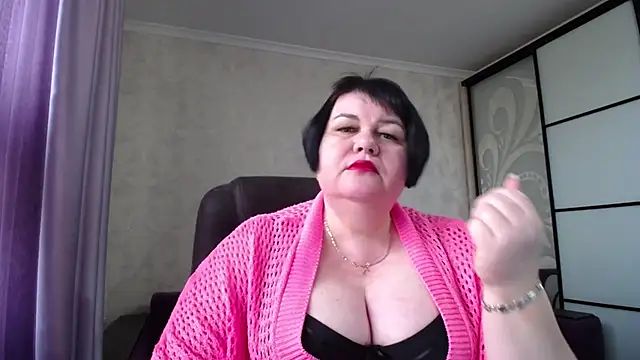 JuicyLady Di online show from October 21, 8:25 am