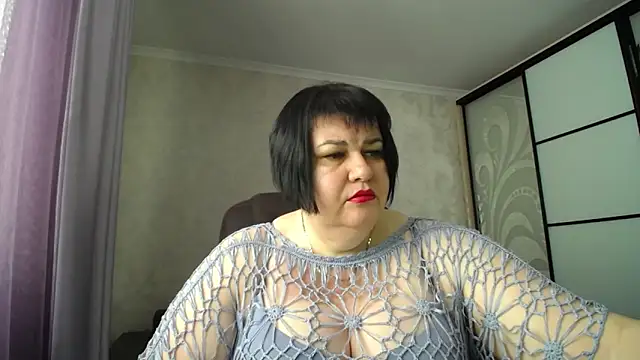 Snapshot of JuicyLady_Di chatting on September 22, 4:51 am JuicyLady Di online show from September 22, 4:51 am