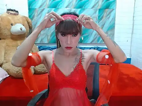 xxSexyBitch69xx online show from November 13, 9:24 am