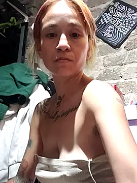 fablob23 online show from June 3, 9:41 pm