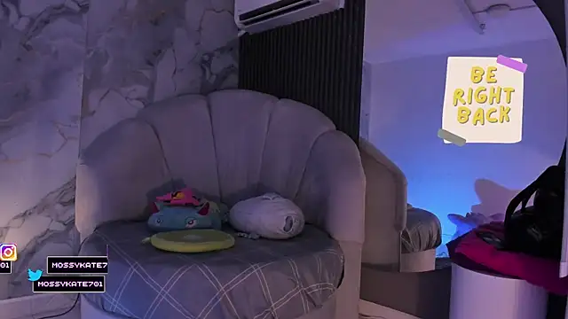 Katemoss70 online show from April 8, 12:28 pm