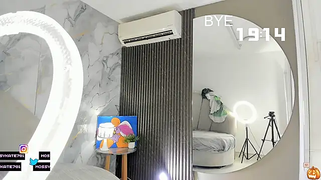 Katemoss70 online show from October 19, 12:30 pm