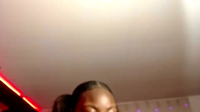 Snapshot of agatha_prime chatting on October 27, 11:05 pm agatha prime online show from October 27, 11:05 pm