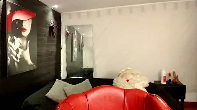 Snapshot of agatha_prime chatting on November 30, 5:36 pm agatha prime online show from November 30, 5:36 pm