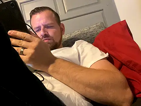 Snapshot of blueeyes3W chatting on December 2, 4:15 pm blueeyes3W online show from December 2, 4:15 pm