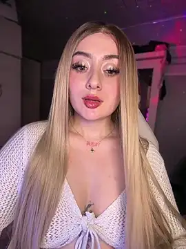 Sam Thompsoon  online show from April 9, 2:46 am