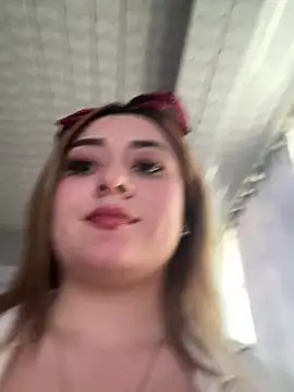 Snapshot of Sam_Thompsoon_ chatting on February 1, 8:37 pm Sam Thompsoon online show from February 1, 8:37 pm