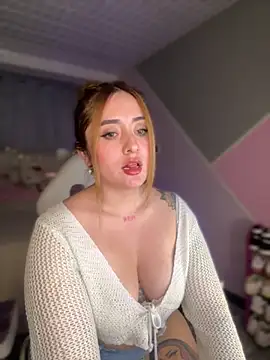 Sam Thompsoon  online show from December 16, 2:27 am