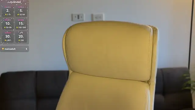 Snapshot of xisisxx chatting on October 14, 10:42 pm xisisxx online show from October 14, 10:42 pm