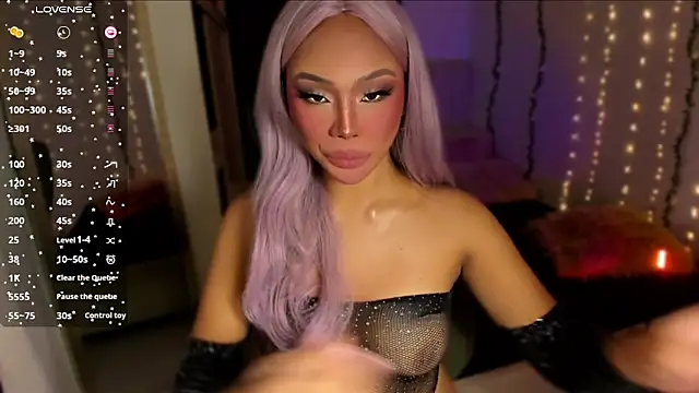 venusangelicxx online show from December 1, 4:30 pm